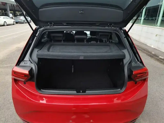 Volkswagen ID.3 — Фото автомобиля 18