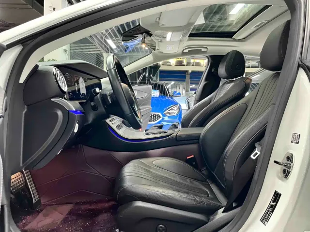 Mercedes-Benz CLS-Class — Фото автомобиля 4