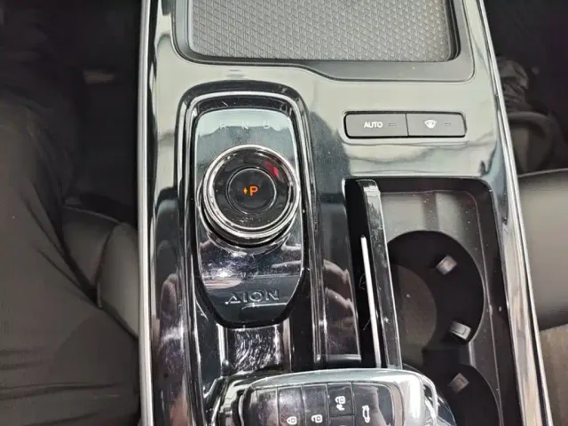 GAC Aion S Plus — Фото автомобиля 13