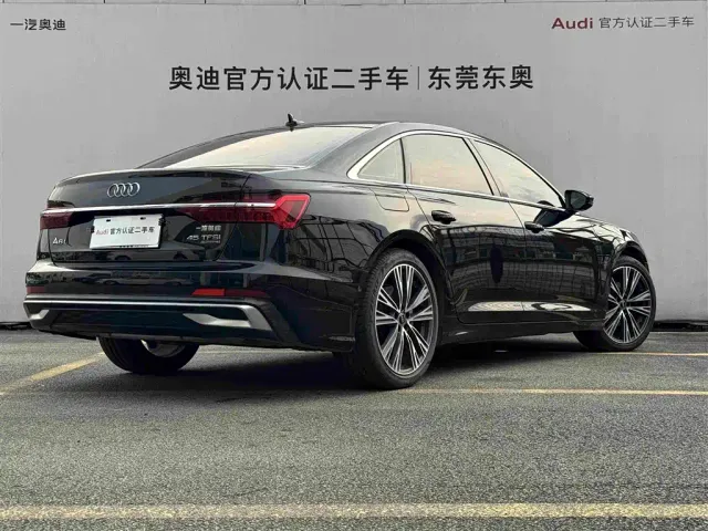 Audi A6L — Фото автомобиля 4