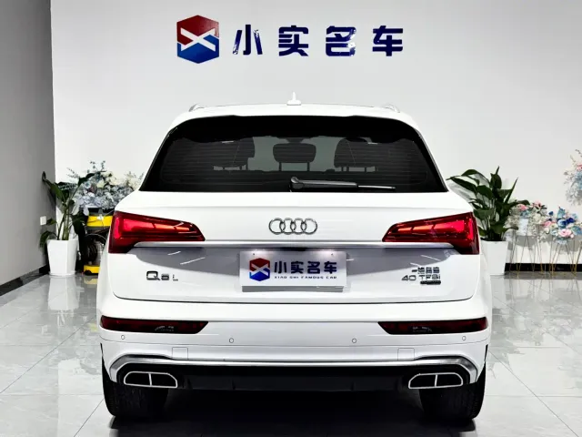 Audi Q5L — Фото автомобиля 8