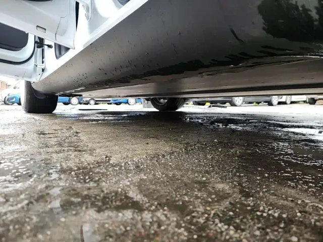 Tesla Model Y — Фото автомобиля 21