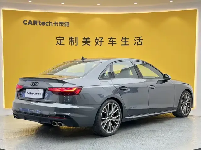 Audi S4 — Фото автомобиля 3
