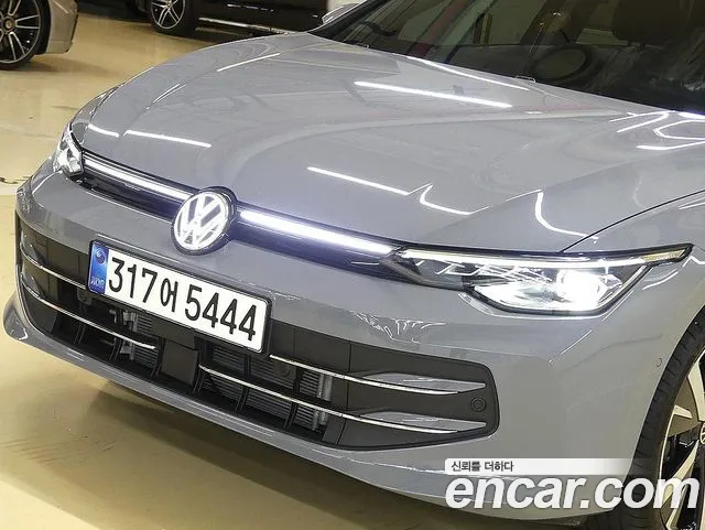 Volkswagen Golf Golf 8 поколение 2.0 TDI Prestige — Фото автомобиля 5