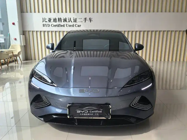 BYD Seal — Фото автомобиля 2