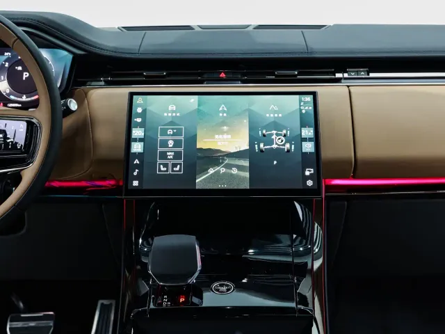 Land Rover Range Rover Sport — Фото автомобиля 16