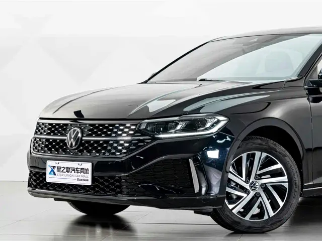 Volkswagen Lavida — Фото автомобиля 3