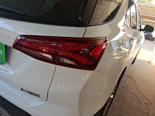 Chevrolet Equinox — Фото автомобиля 7