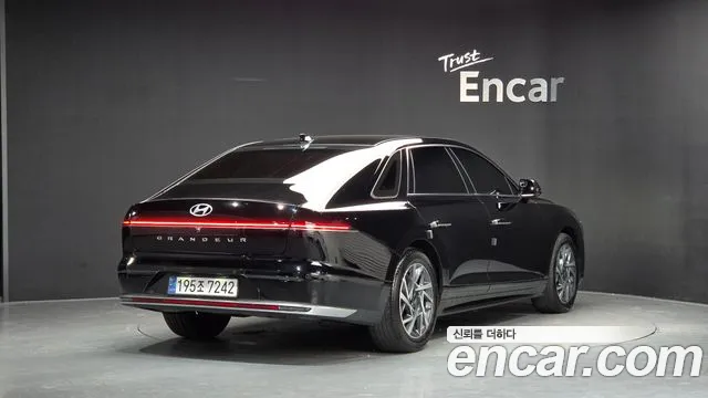 Hyundai Grandeur GN7 — Фото автомобиля 2
