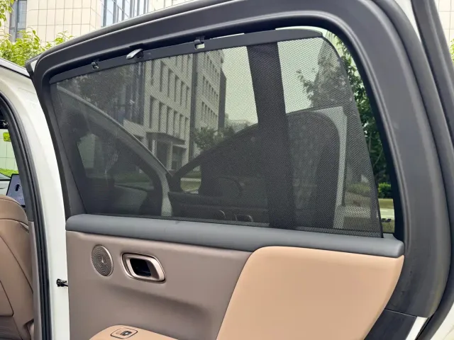 Li Auto i6 — Фото автомобиля 14