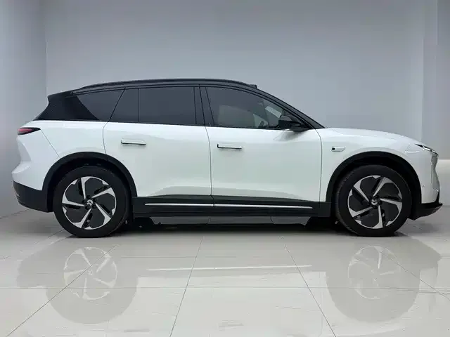 Nio ES6 — Фото автомобиля 16