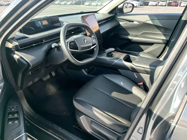 Changan Lamore — Фото автомобиля 4