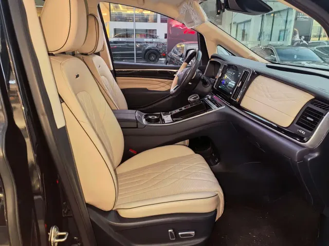 GAC Trumpchi M8 — Фото автомобиля 4