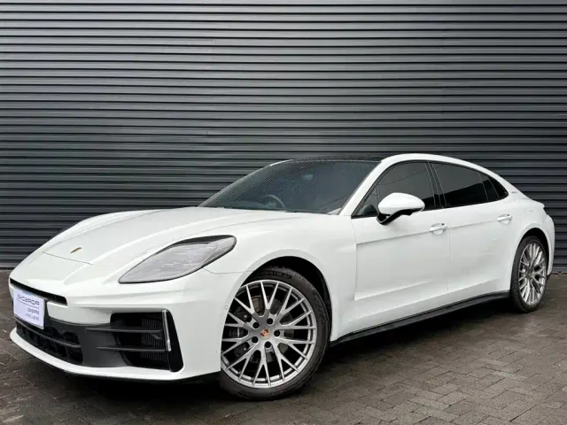Porsche Panamera — Фото автомобиля 18