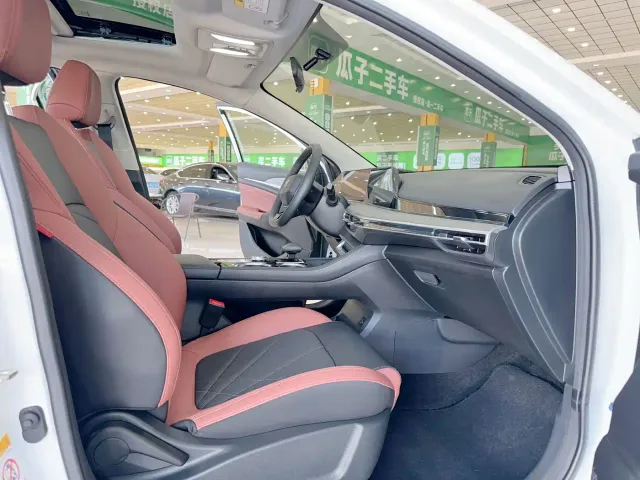 Changan Eado — Фото автомобиля 14