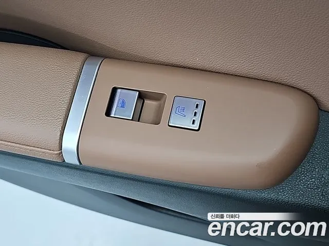 Hyundai Grandeur GN7 — Фото автомобиля 14