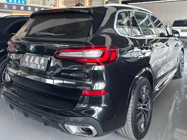 BMW X5 — Фото автомобиля 8