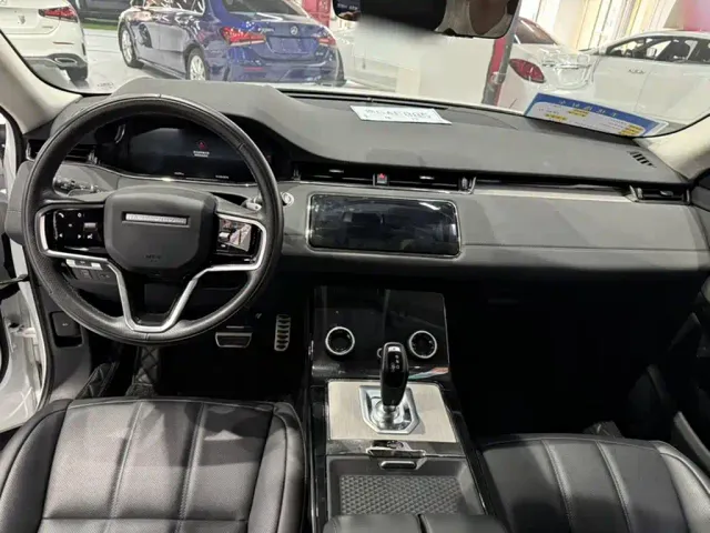 Land Rover Range Rover Evoque — Фото автомобиля 11