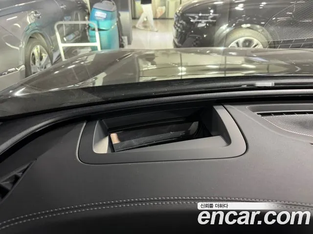 Audi Q5 40 TDI quattro S Line Black Edition — Фото автомобиля 8