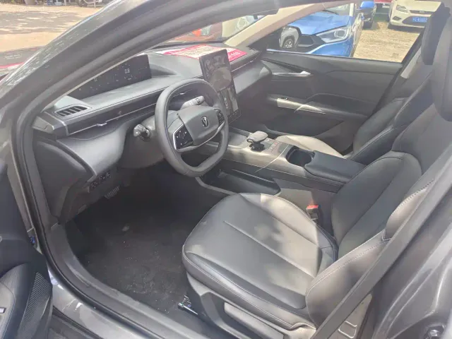 Changan Lamore — Фото автомобиля 4