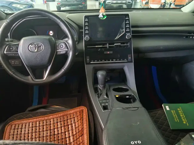 Toyota Avalon 2022 Hybrid 2.5L Luxury Edition — Фото автомобиля 5