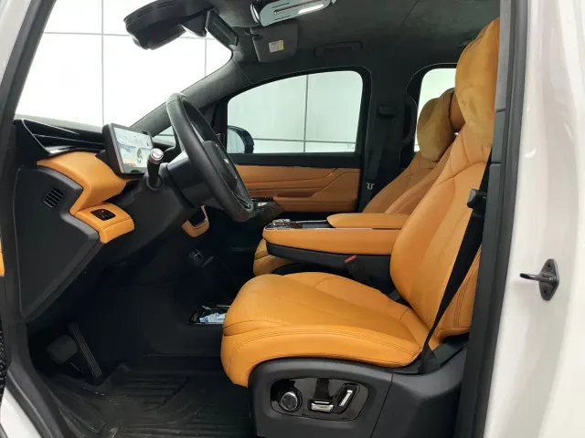 Geely Yizhen L380 — Фото автомобиля 11