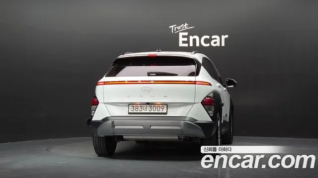 Hyundai Kona — Фото автомобиля 4