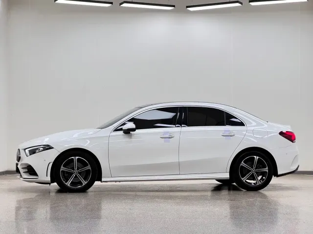 Mercedes-Benz A-Class — Фото автомобиля 10