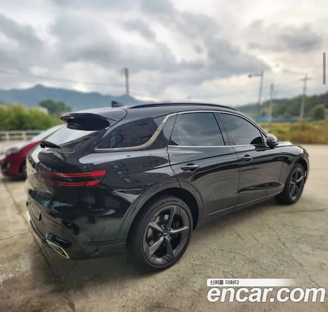 Genesis GV70 — Фото автомобиля 6