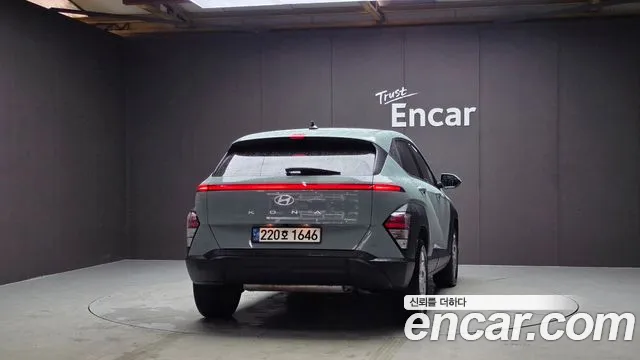 Hyundai Kona Kona (SX2) Бензин 2.0 2WD — Фото автомобиля 4