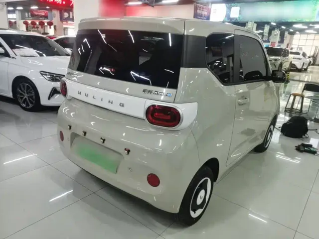Wuling Hongguang Mini EV — Фото автомобиля 6