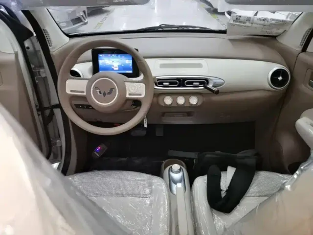 Wuling Hongguang Mini EV — Фото автомобиля 9
