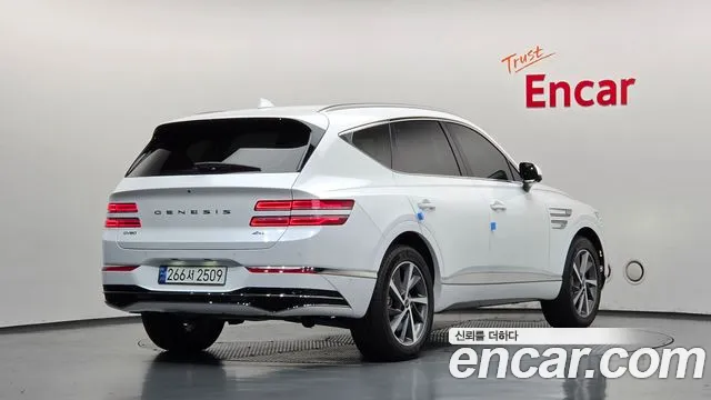 Genesis GV80 — Фото автомобиля 2
