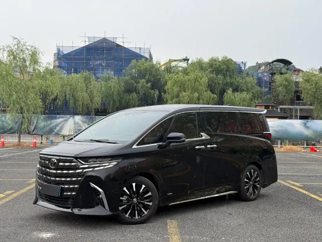 Фотография автомобиля — Toyota Vellfire