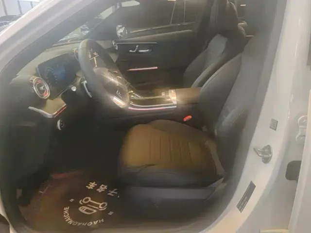 Mercedes-Benz C-Class — Фото автомобиля 9
