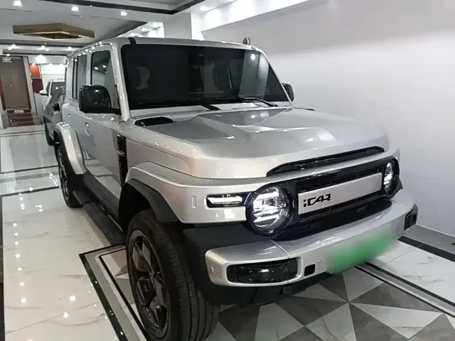 iCAR V23 — Фото автомобиля 3