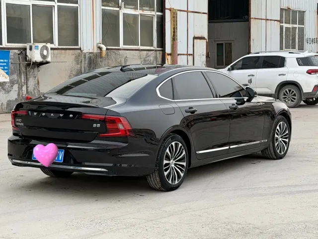 Volvo S90 — Фото автомобиля 7