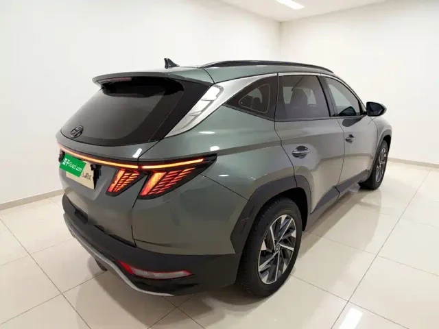 Hyundai Tucson — Фото автомобиля 6