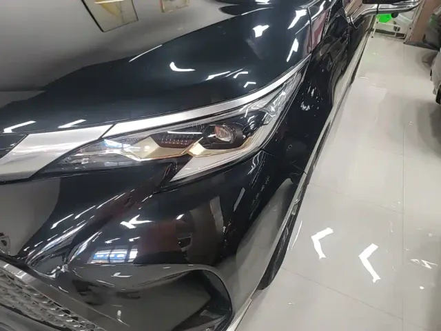 Toyota Granvia — Фото автомобиля 23