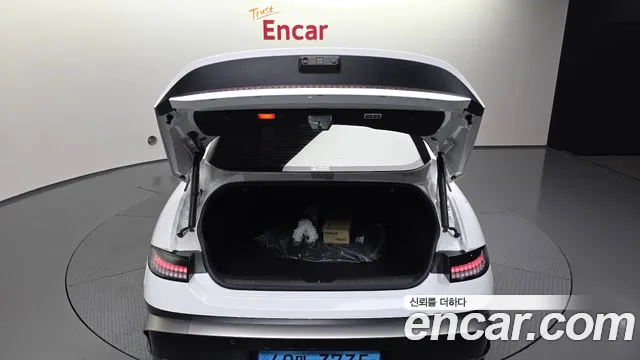 Hyundai Ioniq 6 New — Фото автомобиля 26