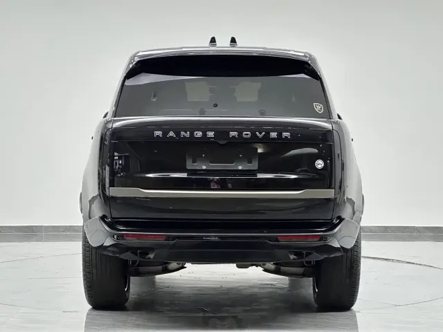 Land Rover Range Rover 2025 3.0 L6 400PS Flourishing Era Extended Wheelbase — Фото автомобиля 6