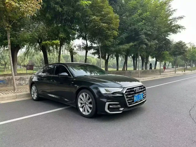 Audi A6L — Фото автомобиля 3