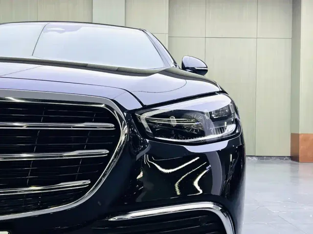 Mercedes-Benz S-Class — Фото автомобиля 7