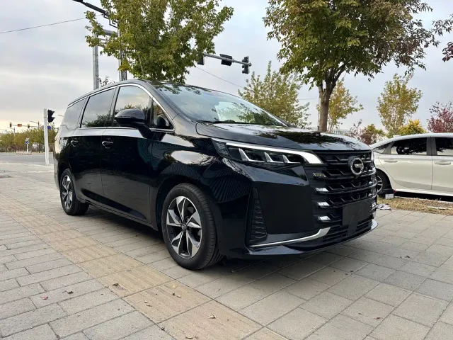 GAC Trumpchi M6 — Фото автомобиля 2