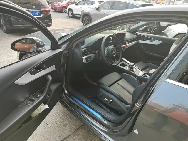 Audi A4L — Фото автомобиля 15