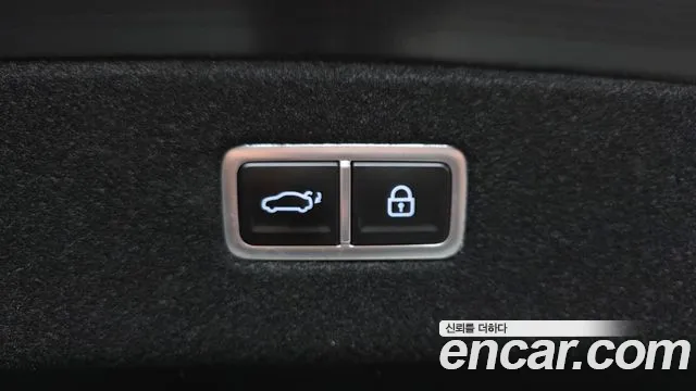 Genesis G90 Бензин 3.5 Turbo e-S/C AWD — Фото автомобиля 20