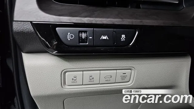 Kia Canival Carnival 4 поколение Дизель 9 мест Signature — Фото автомобиля 19