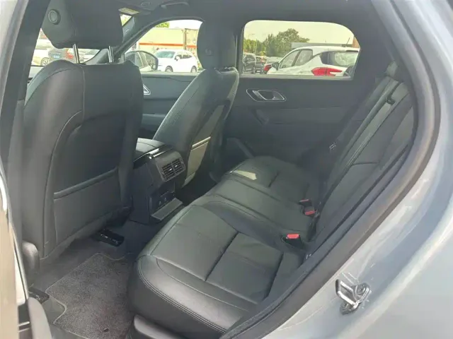 Land Rover Range Rover Velar — Фото автомобиля 12