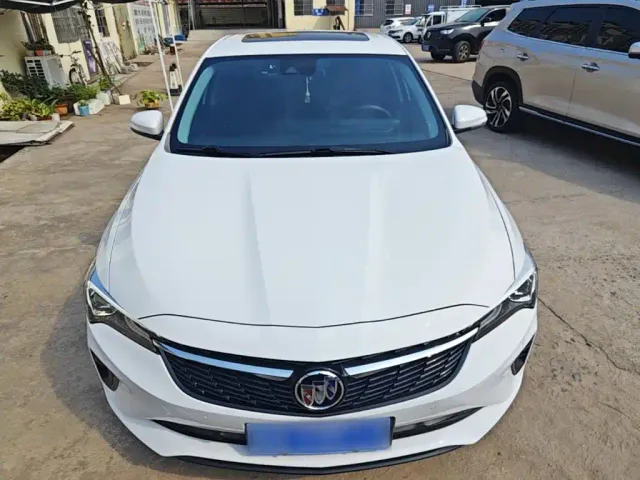 Buick Verano — Фото автомобиля 2