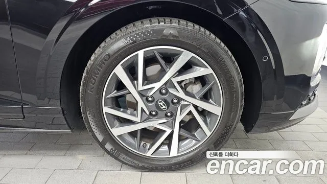 Hyundai Grandeur GN7 — Фото автомобиля 6
